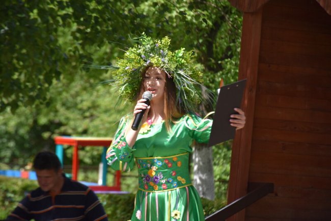 У Луцьку на території дитячого садочка з'явився ботанічний куточок. ФОТО