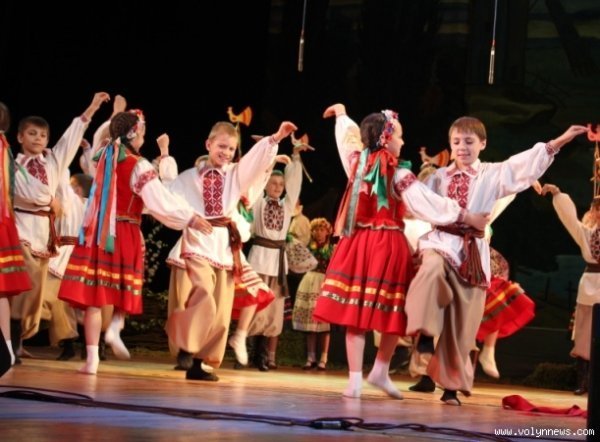 Масштабним шоу в Луцьку завершилися великодні свята. ФОТО. ВІДЕО