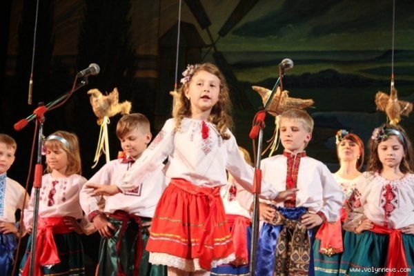 Масштабним шоу в Луцьку завершилися великодні свята. ФОТО. ВІДЕО