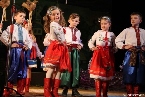 Масштабним шоу в Луцьку завершилися великодні свята. ФОТО. ВІДЕО