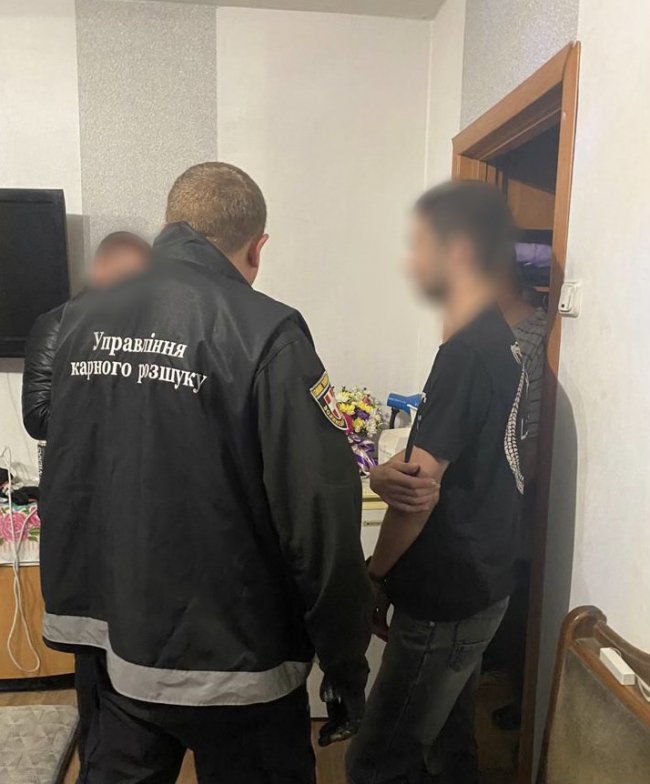 Шахраї видурили у понад 20 волинян мільйон гривень: у декількох областях проводяться обшуки