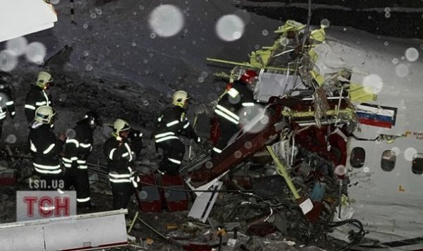 Нові фото і відео авіакатастрофи у Росії