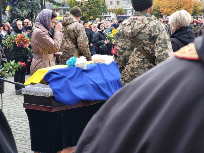 На Волині попрощалися із  Героєм Ярославом Богданом: один його син – у полоні, інший – на фронті