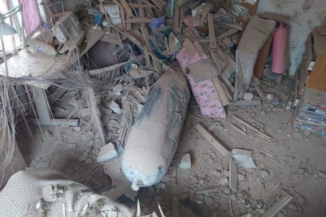 Над Черніговом збили літак, який обстрілював місто авіаційними бомбами ФАБ-500. ФОТО