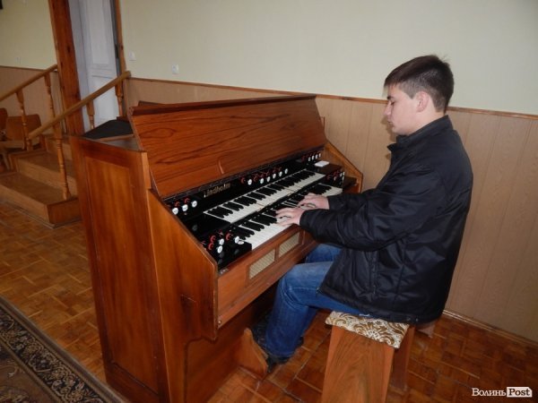 Як звучить найстаріший луцький інструмент. ФОТО. ВІДЕО