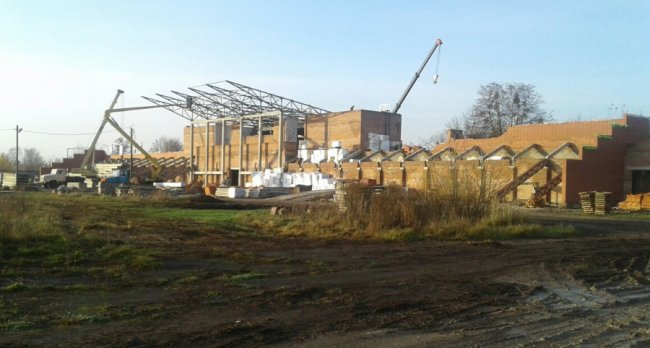 У Ковелі триває реконструкція стадіону «Локомотив». ФОТО
