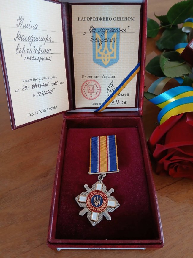 На Волині рідним загиблих воїнів вручили нагороди Героїв. ФОТО