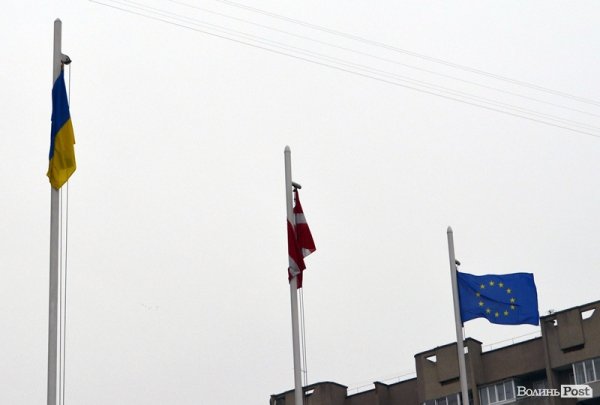 Пікет Волинської облради. ФОТО. ВІДЕО