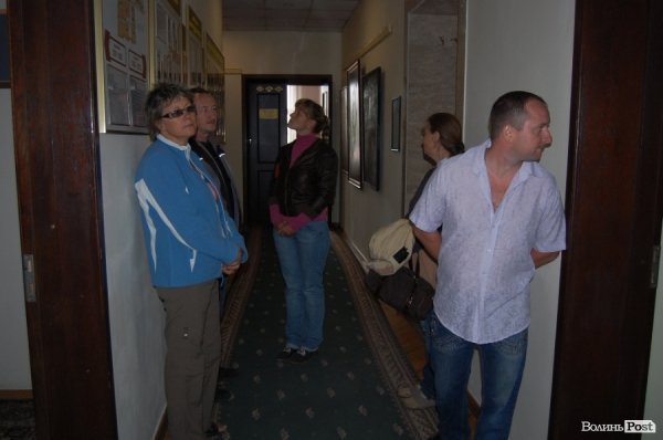 Луцьку міську раду пікетують підприємці. ФОТО