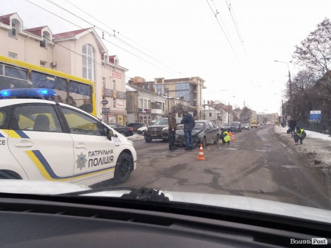 авто, яке постраждало