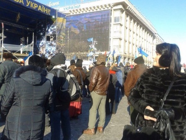 Відома волинська співачка побувала на Євромайдані. ФОТО