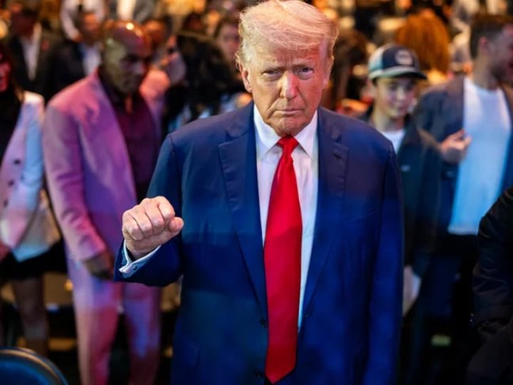 Трамп закликав Зеленського, щоб Україна перейшла в наступ, — WP