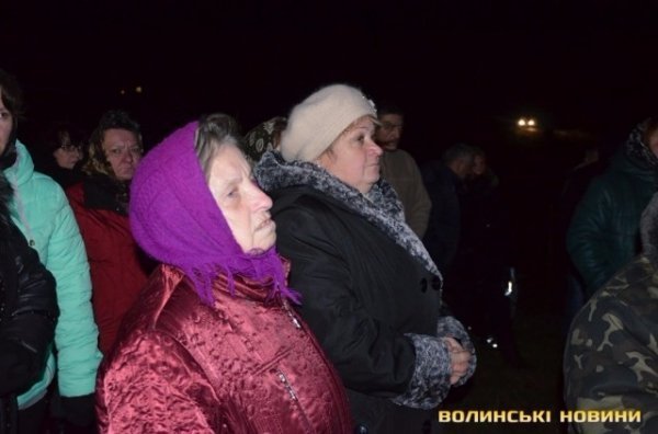 Загиблого Героя Юрія Полозняка зустріли на малій Батьківщині