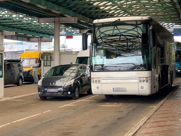 На волинському пункті пропуску працюватиме «єЧерга» для автобусів