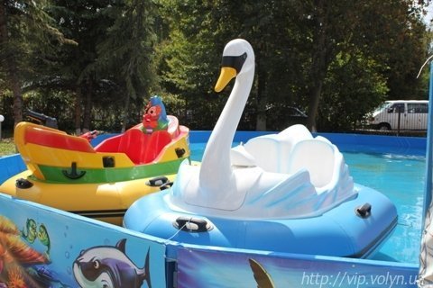 У Луцьку відкрили «Діснейленд». ФОТО