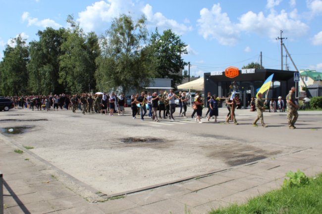 На Волині попрощалися з Героєм, командиром стрілецького взводу 100-ої окремої бригади тероборони Юрієм Шабатом