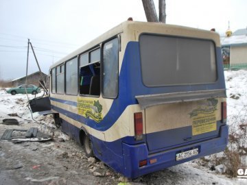 Рейсовий автобус до Луцька потрапив в аварію: 8 постраждалих