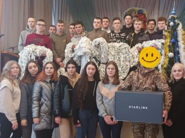У волинському місті студенти на ярмарку зібрали кошти на Starlink для 14 ОМБр