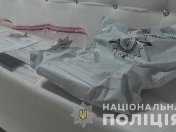На Рівненщині власниця турагенції продавала фальшиві довідки про COVID-19