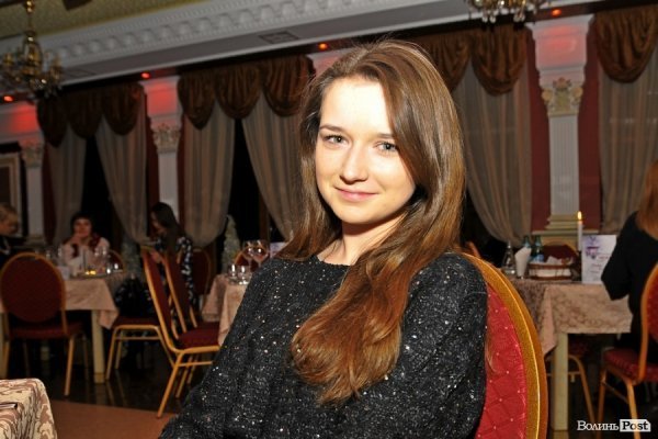 «Зима. Кохання. Новий Рік»: поетичний вечір з присмаком моди в Луцьку