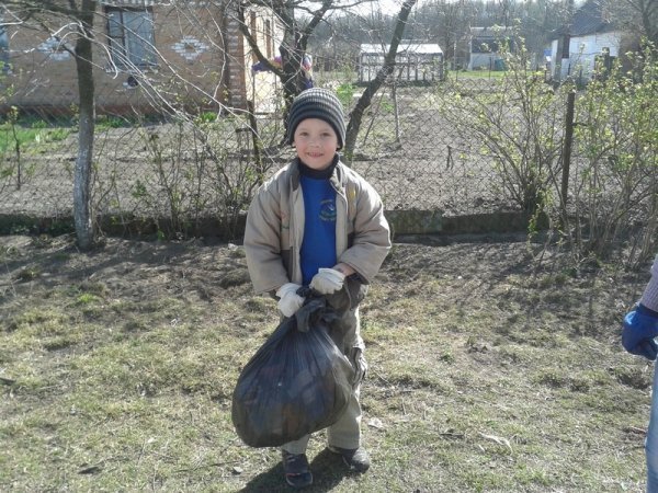 Екологічна толока під Луцьком. ФОТО