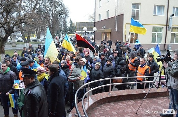 Пікет міліції та прокуратури в Луцьку. ФОТО