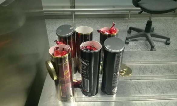 Затримали наркодилерів з «кокаїновими цукерками» на 2 мільйони доларів. ФОТО. ВІДЕО