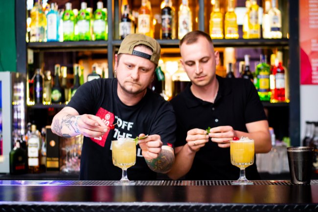 У «Промені» організовують вечірки в американському стилі*