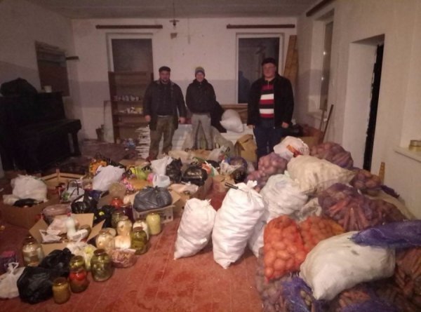 Волинські волонтери повезли на Схід 3 тонни допомоги