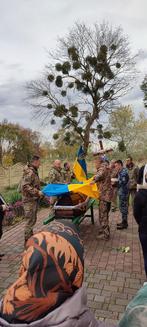 На Рівненщині попрощалися з Героєм з Волині Віталієм Костюком