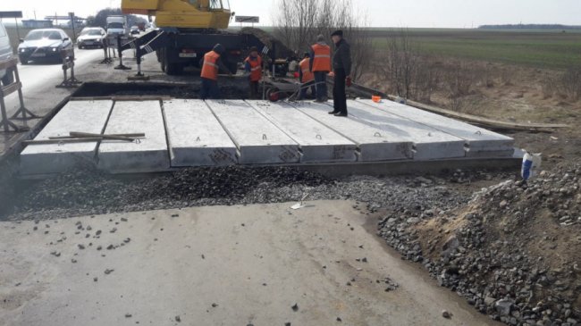 На волинській трасі ремонтують чотири мости. ФОТО