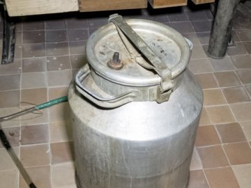 Вперше на Волині самогонний апарат, якому понад 40 років, потрапив у музей. ВІДЕО