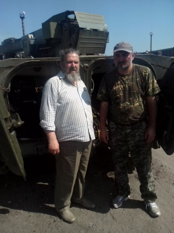 Волинський священик відвідав військових на Сході. ФОТО