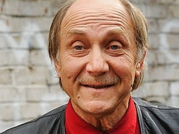 Президент нагородив орденом співака з Луцька