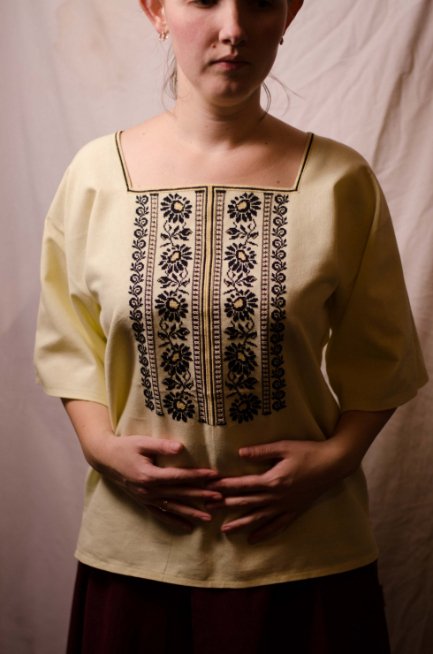 Вишивальниця з Волині опанувала десятки технік і зібрала унікальну колекцію виробів