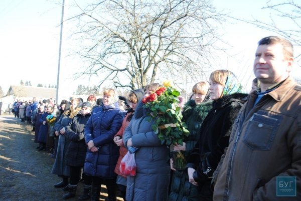 На Волині попрощалися із загиблим бійцем. ФОТО