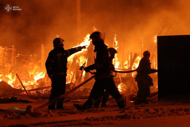 На Волині рятувальники ліквідували три пожежі