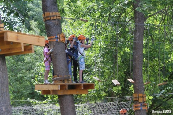 День міста: лучани  на природі. ФОТО