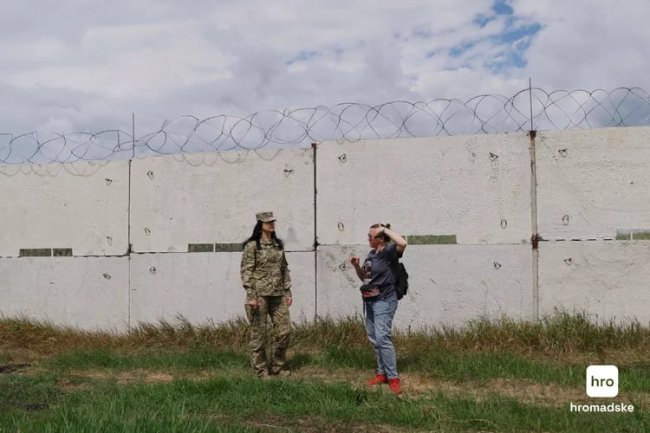 «Та де Білорусь нападе! У нас армія більша. Та й там половина - українців», - жителі прикордонних сіл на Волині про загрозу наступу