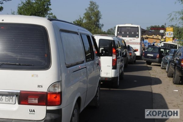На Світязі туристи билися за житло. ФОТО