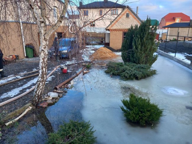 Сьогодні рятувальники вже двічі виїжджали відкачувати воду з обійсть волинян