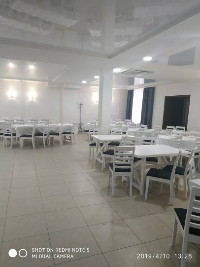 Показали зсередини кафе, яке відкрили замість «Космосу». ФОТО