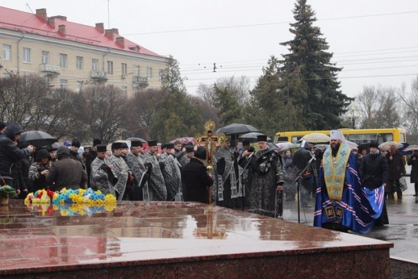 Лучани вшанували пам'ять Великого Кобзаря. ФОТО
