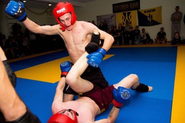 У Ковелі вперше влаштували турнір ММА