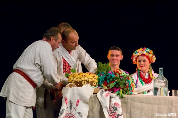 «Берегиня» фінішувала українським весіллям. ФОТО