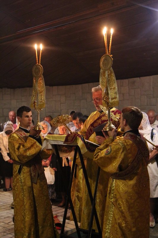 У храмі в Луцькому замку відновлять регулярні служби