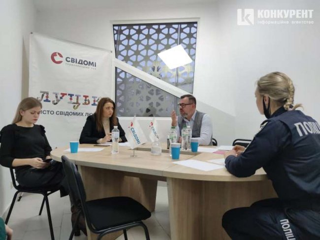 Підліткова наркоманія: як розповісти учням в Луцьку про шкоду наркотиків