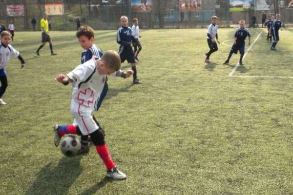 У Луцьку македонець нагородив юних «зірок» футболу. ФОТО