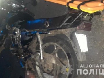 На Волині підлітки на мотоциклі врізалися у легковик, їх госпіталізували. ФОТО