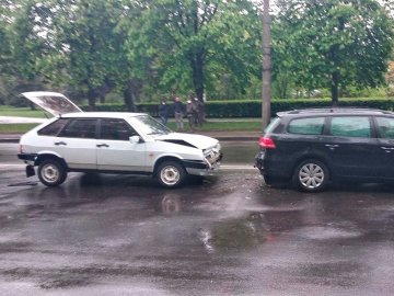 Водій, який скоїв аварію у Луцьку на Рівненській, був п’яний «в дрова»